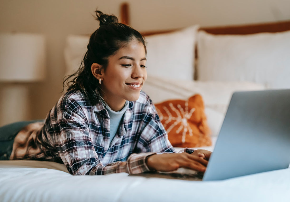 Stay productive - work with a laptop table for bed